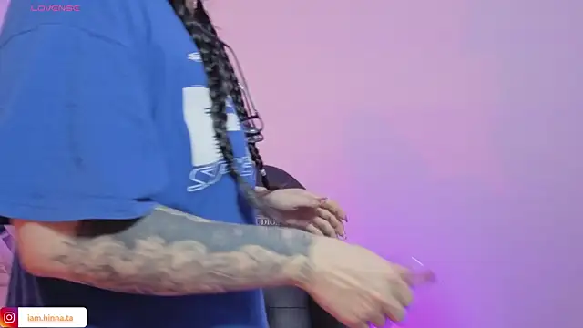 hina tay online show from November 13, 3:16 am