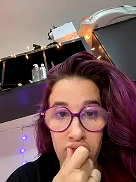 MagdalenaMedusa online show from October 9, 2:15 pm