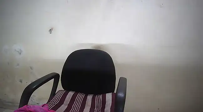 Snapshot of Kinjal_patel01 chatting on January 19, 8:39 am Kinjal patel01 online show from January 19, 8:39 am