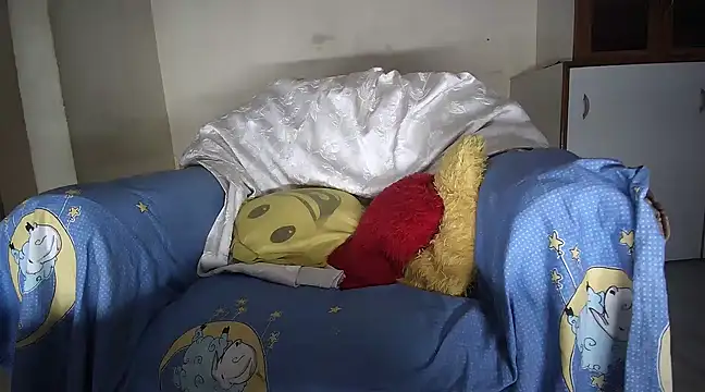 Snapshot of Kinjal_patel01 chatting on January 24, 5:53 am Kinjal patel01 online show from January 24, 5:53 am