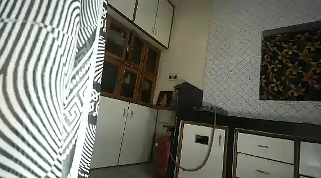 Snapshot of Kinjal_patel01 chatting on January 25, 12:37 pm Kinjal patel01 online show from January 25, 12:37 pm