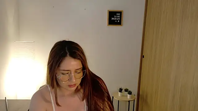 Rachel t  online show from October 15, 9:15 pm