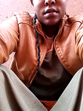 Snapshot of Hash_beb chatting on November 22, 5:17 am Hash beb online show from November 22, 5:17 am