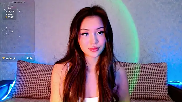 Snapshot of Min_Jee_ chatting on February 19, 5:38 am Min Jee online show from February 19, 5:38 am