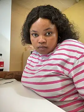 Curveysinaa online show from March 7, 11:51 am