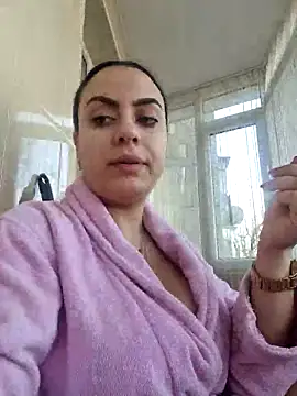 ElyzaIbarra online show from March 7, 6:13 am