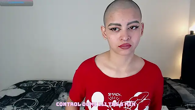 Bitsy Messy online show from January 18, 4:10 pm