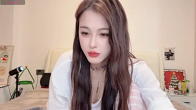 Snapshot of Neyllar chatting on February 12, 7:24 pm Neyllar online show from February 12, 7:24 pm