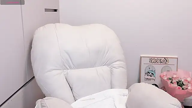 Snapshot of Neyllar chatting on September 29, 1:33 am Neyllar online show from September 29, 1:33 am