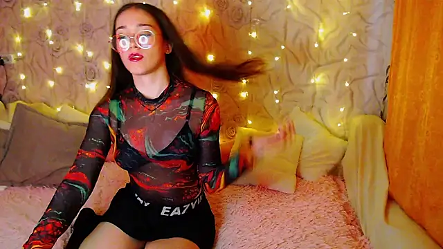 Snapshot of fluffy_kitty_ chatting on September 21, 3:30 am fluffy kitty online show from September 21, 3:30 am