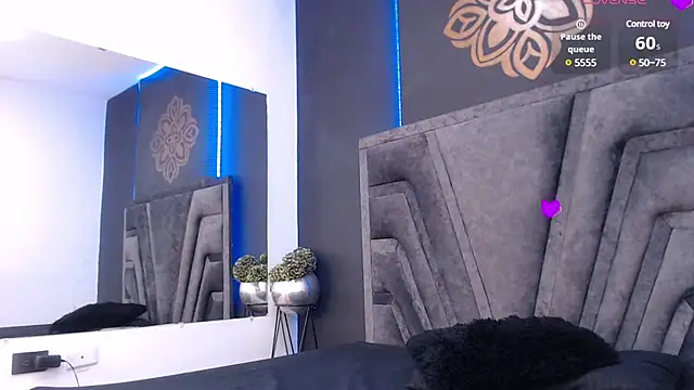 Snapshot of stefany_bro chatting on February 5, 11:44 am stefany bro online show from February 5, 11:44 am