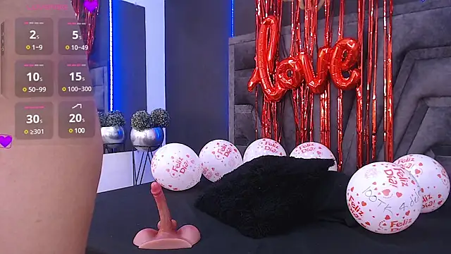 Snapshot of stefany_bro chatting on February 15, 11:28 am stefany bro online show from February 15, 11:28 am