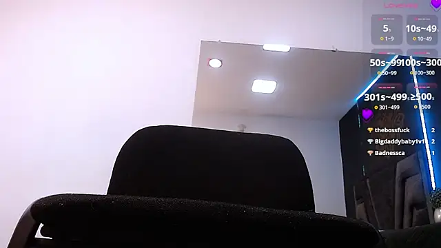 Snapshot of stefany_bro chatting on March 8, 3:02 pm stefany bro online show from March 8, 3:02 pm