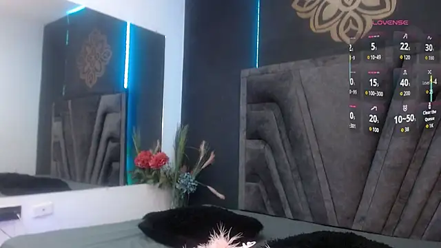 Snapshot of stefany_bro chatting on October 31, 12:28 pm stefany bro online show from October 31, 12:28 pm