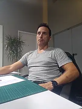 Lucas   81 online show from November 26, 7:15 pm