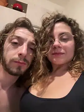 Snapshot of ItalianiMuli chatting on March 5, 9:26 pm ItalianiMuli online show from March 5, 9:26 pm