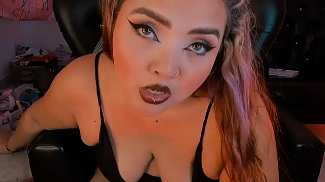 Snapshot of Agatha_humidity chatting on February 11, 6:55 pm Agatha humidity online show from February 11, 6:55 pm