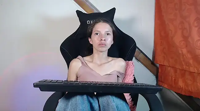 sweetdam12 online show from January 20, 10:15 pm