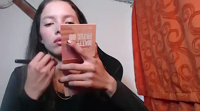 sweetdam12 online show from February 3, 7:21 pm