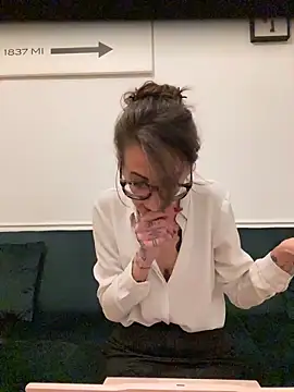 Thunder-Cunt online show from October 21, 9:04 pm