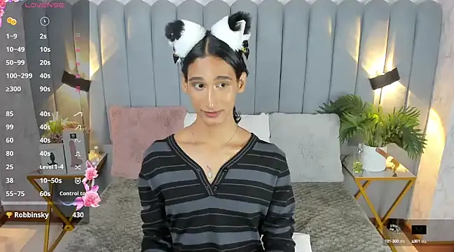 skyyfoxpraga online show from January 17, 10:23 pm