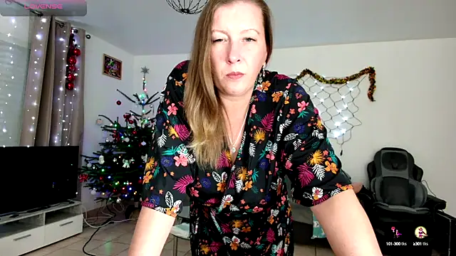 YOUR ELENA online show from December 17, 6:20 pm