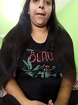 Snapshot of Taniya07 chatting on January 26, 5:34 am Taniya07 online show from January 26, 5:34 am