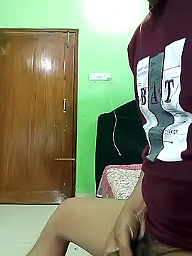 Snapshot of Taniya07 chatting on February 1, 1:41 pm Taniya07 online show from February 1, 1:41 pm