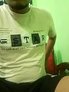 Snapshot of Taniya07 chatting on February 21, 5:20 pm Taniya07 online show from February 21, 5:20 pm