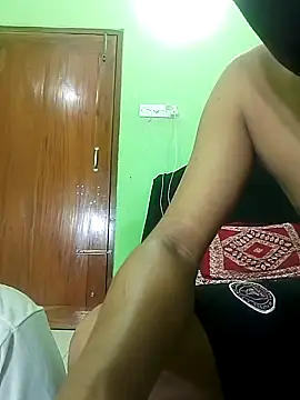 Snapshot of Taniya07 chatting on March 14, 8:28 pm Taniya07 online show from March 14, 8:28 pm