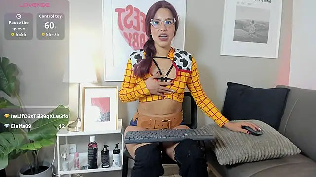 Lilith dh online show from October 31, 11:33 am