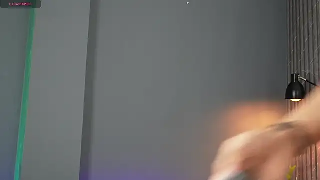 Snapshot of Busterspinter chatting on March 20, 7:47 am Busterspinter online show from March 20, 7:47 am