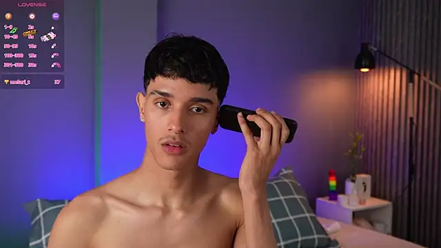 Snapshot of Busterspinter chatting on March 22, 3:20 pm Busterspinter online show from March 22, 3:20 pm