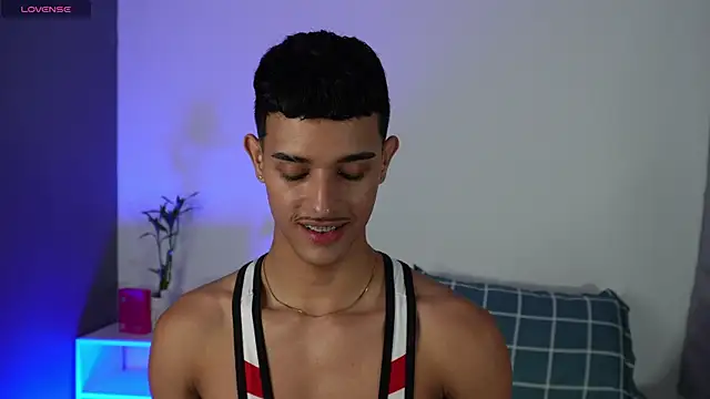 Snapshot of Busterspinter chatting on November 27, 5:59 pm Busterspinter online show from November 27, 5:59 pm