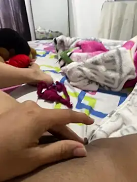 ANYLU19 online show from December 31, 3:42 pm