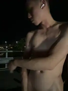 Benson18y online show from September 29, 3:28 pm