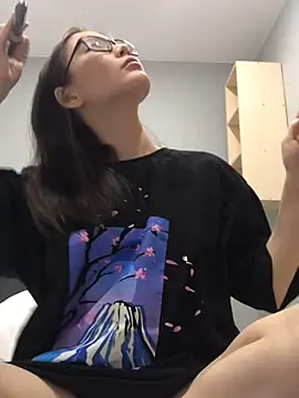 Milka23 online show from February 13, 8:24 pm