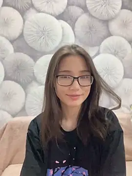 Milka23 online show from March 13, 7:39 pm