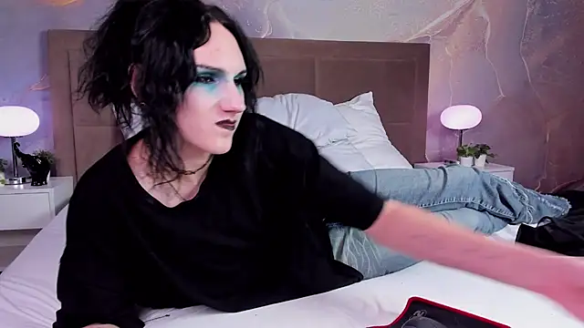 FillDammon online show from March 20, 4:42 pm