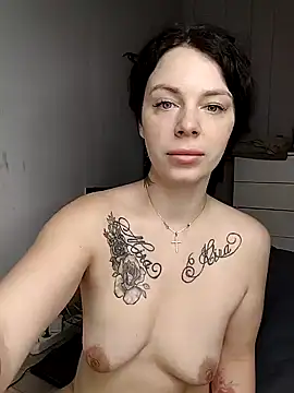 Lola Hale online show from January 28, 5:14 pm