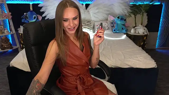 KiraGrayy online show from October 14, 1:01 pm