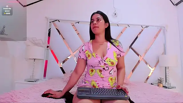 naughty  sara online show from March 4, 2:53 pm