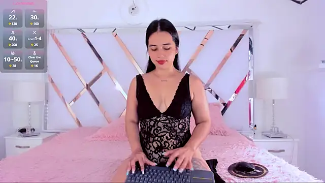 naughty  sara online show from March 12, 11:31 am