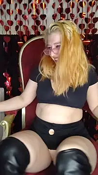 Snapshot of Sweet-SpicyOff chatting on March 4, 9:11 pm Sweet-SpicyOff online show from March 4, 9:11 pm