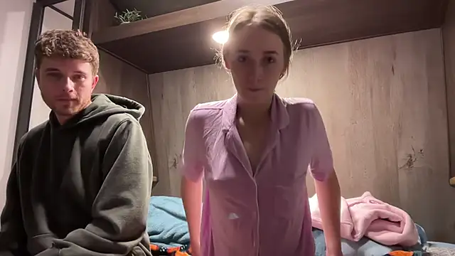 Maxinebabyyy online show from December 14, 5:29 am