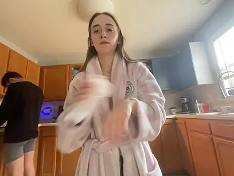 Maxinebabyyy online show from March 7, 2:01 pm