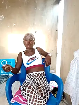 Crazybitchtheanalgoddess4 online show from December 13, 4:38 pm