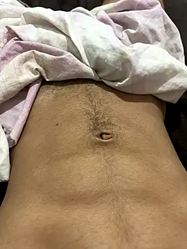 Snapshot of E_Himeros chatting on November 19, 12:38 pm E Himeros online show from November 19, 12:38 pm