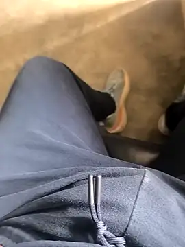 Snapshot of rana9639_1 chatting on December 17, 6:45 am rana9639 1 online show from December 17, 6:45 am