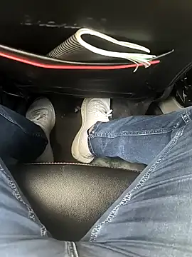 Snapshot of rana9639_1 chatting on February 3, 10:25 am rana9639 1 online show from February 3, 10:25 am